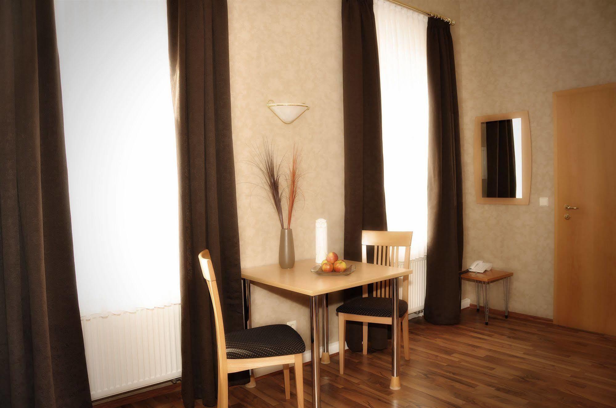 Apartment-Hotel New Angela Bad Kissingen Buitenkant foto